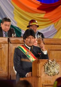 Evo Morales, durante un discurso en Cochabamba. / JORGE ABREGO (EFE)